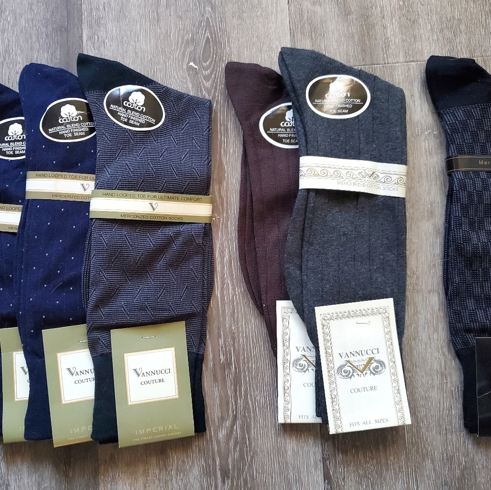 6 PAIRS MEN'S DRESS SOCKS